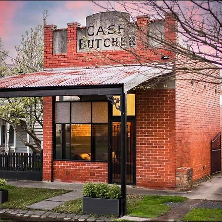 The Cash Butcher - Classy & Centrally Located Ballarat Exterior foto