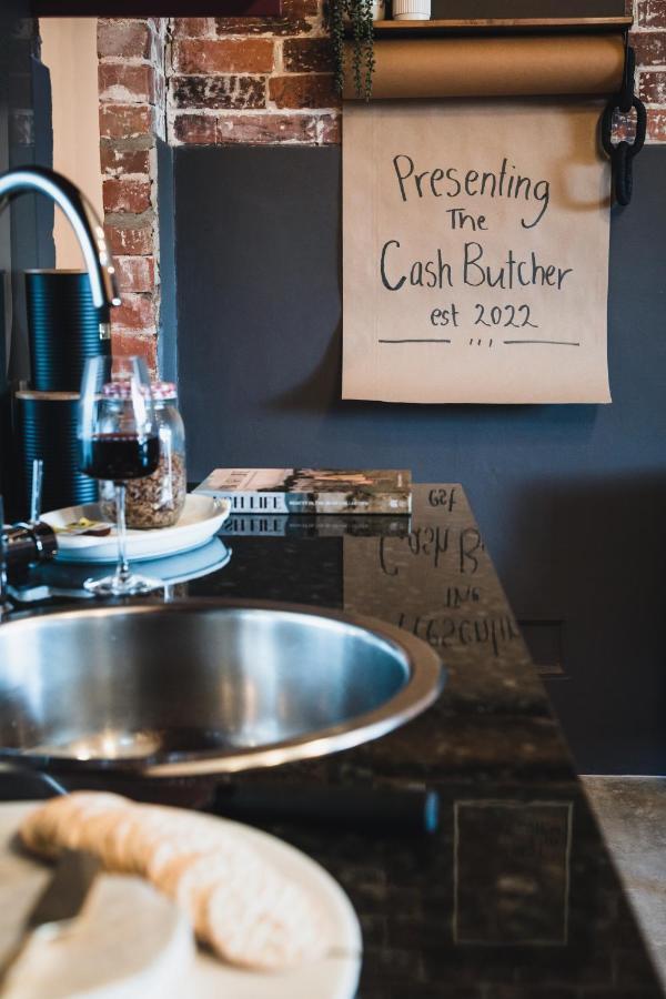 The Cash Butcher - Classy & Centrally Located Ballarat Exterior foto